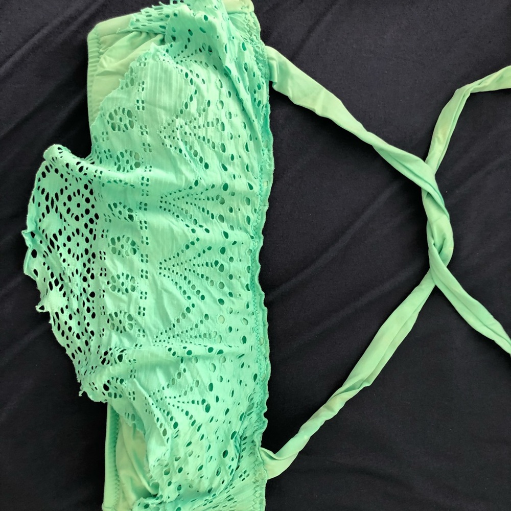 Mossimo size M halter bathing suit top